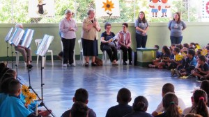 Visita da Superiora Geral da Congregação das Irmãs de Notre Dame ao Colégio Notre Dame Ilha (5)